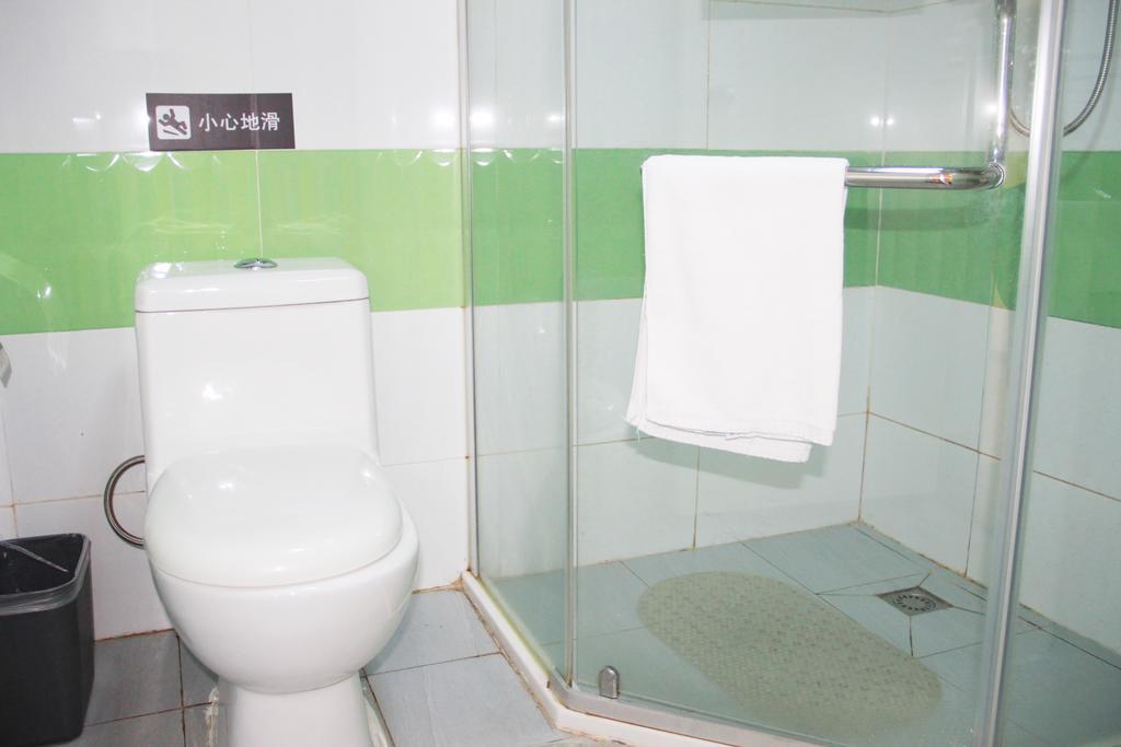 7Days Inn Guangzhou Gangding Longkou XI Road Exterior foto