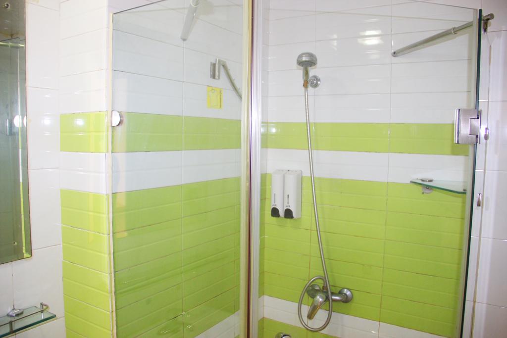 7Days Inn Guangzhou Gangding Longkou XI Road Exterior foto